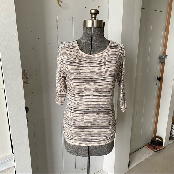 I.N. San Francisco Neutral Heathered Lace Insert Ruched Knit Sweater Top - Picture 2 of 14